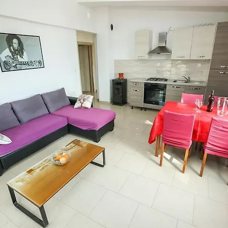 Apartment Damir Zaglav