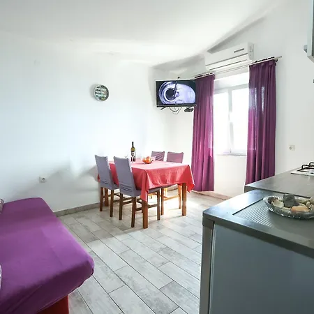 Damir Apartment Zaglav